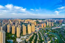 用好、做“活”大足石刻 重庆大足定下2027年旅游收入“小目标”图片