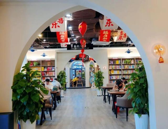 威海这两个过冬据点，看书看海治愈满分