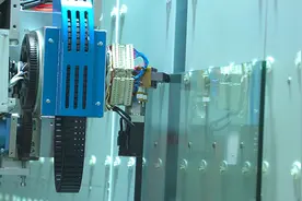 富轩全屋门窗李昌安：中国门窗向上发展 做好门窗必须先做好玻璃图片