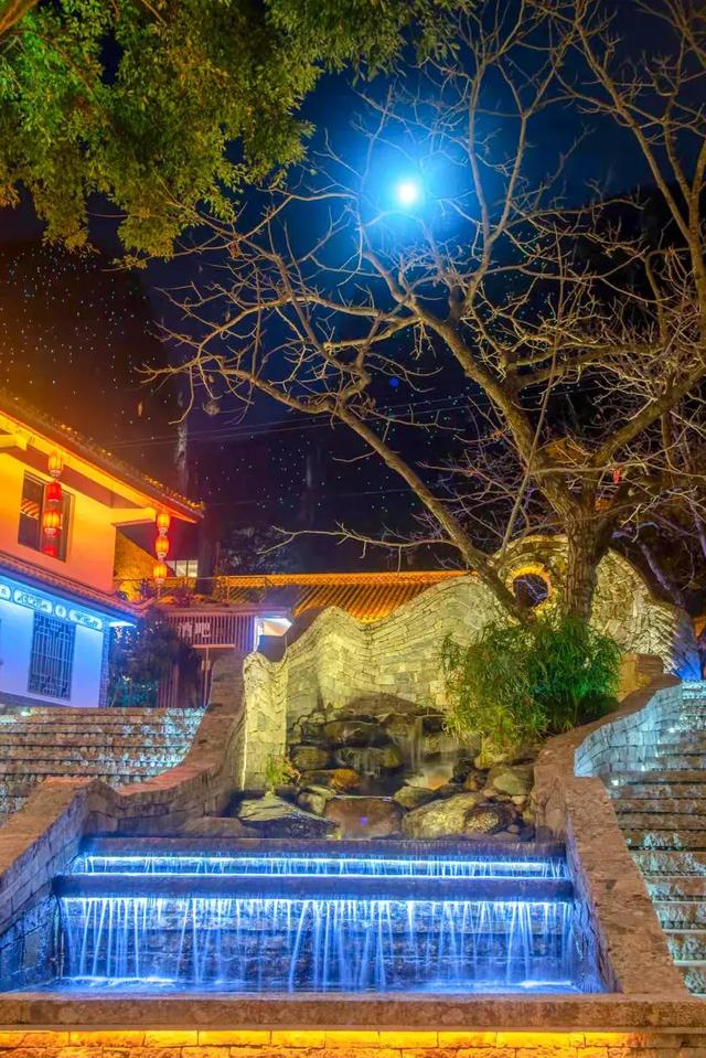 来吹吹晚风吧！大理这些地方越夜越美丽