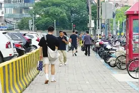 员工自行离职，劳动合同是否自动被解除？图片