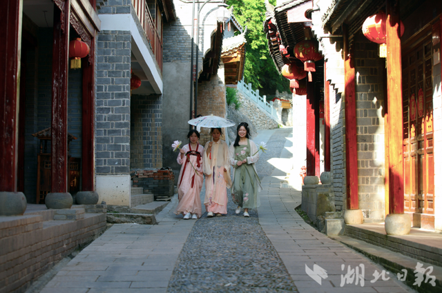 房县军店镇：农文体旅融合 激活“暑期旅游经济”