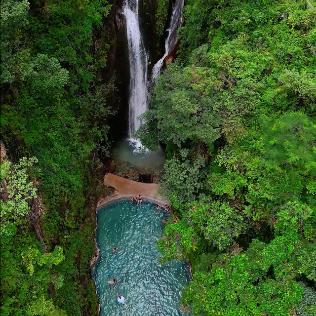 凉山冬日私藏路线，一天解锁“冰与暖”的双倍治愈