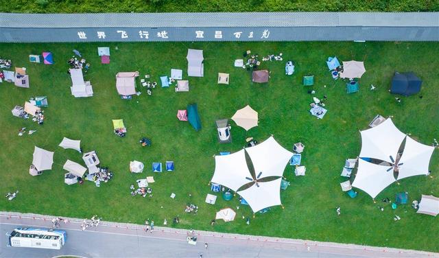 “两山”故事汇丨百里荒：变“荒”为“旺”迎来八方客