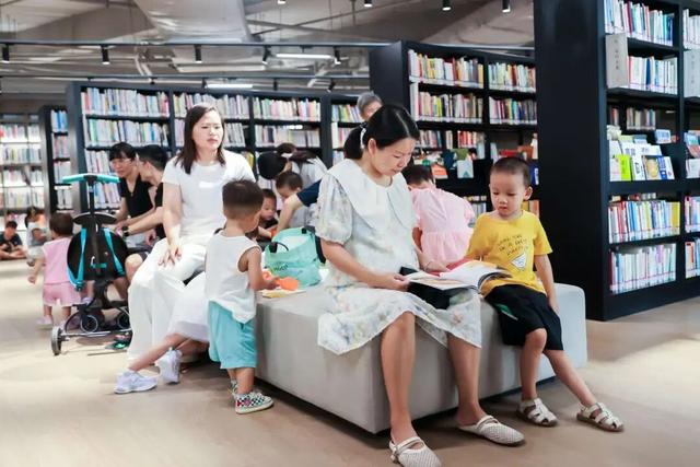 增城又添一处文化地标打卡地！广州图书馆星图分馆正式开放