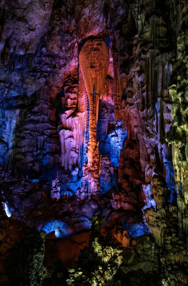 洞见贵州，从织金洞开始