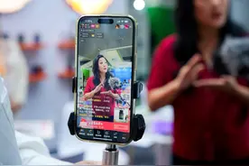 快手跨境联手菜鸟开启进博会联合直播，多位达人现场开播引进全球好物图片