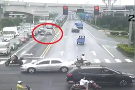 南通海门：警惕要命“鬼探头”！电动车横穿车流被撞受伤还要负全责图片