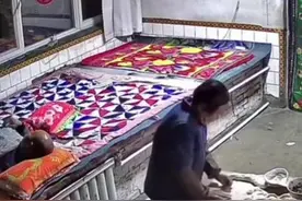 一年内父母相继离世，除夕当晚男子看家里监控录像泪目......图片