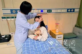 14岁女孩白天只想“躺平” 医生证清白：非懒也，真是病图片