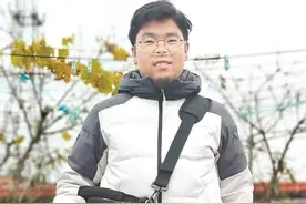需24小时吸氧的彝族小伙 决心资助200名困难学生图片
