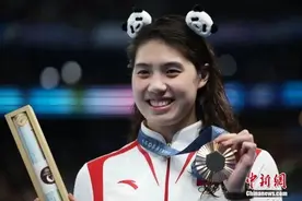 奥运时刻丨10枚！她成为中国队奥运史上奖牌数最多的运动员图片