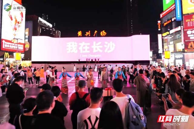 西藏山南携精品旅游线路赴湘推介 推出包机包列优惠套餐