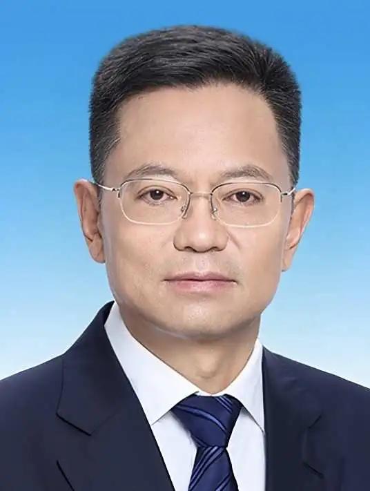 国务院最新任免！