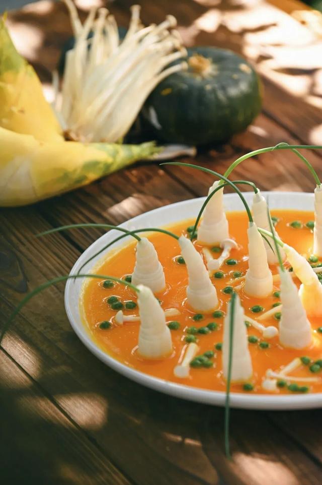 安纳班纳·泰宁 | 在时间的褶皱里，呼吸一场丹霞旧梦