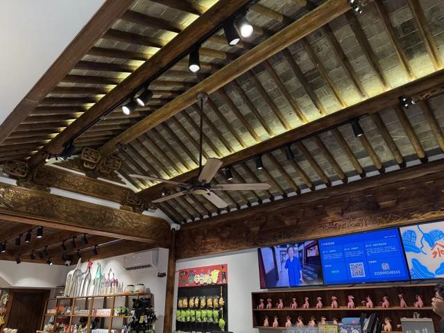 七宝老街又有新店开业，一半烟火一半风雅