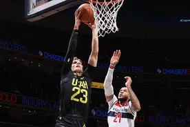 马尔卡宁29+7+5科林斯22+16 爵士送奇才6连败图片