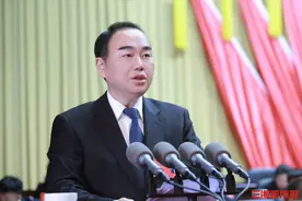 打造月亮岛百亿商圈、加快推进地铁4号线北延……2025望城将带来更多惊喜图片