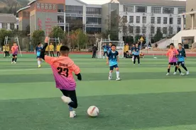 遂昌育才中学“逐梦绿茵场”足球赛“足”够精彩图片