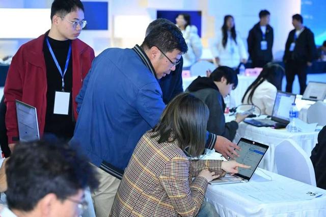 昆明市2025年人工智能训练师技能竞赛落幕