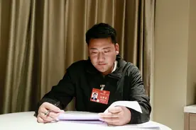 吉列子日代表：实施凉山马铃薯产业集群项目助农增收图片