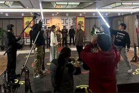 花“Young”新经济丨吸睛又吸金，微短剧何以成为“流量新贵”？图片