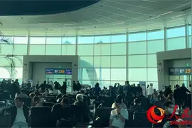 对韩免签落地不到1个月 “周五下班去中国”登上韩网热搜图片