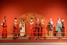 敦煌壁画上的人穿什么衣服？来非遗馆看敦煌服饰文化研究的最新成果图片