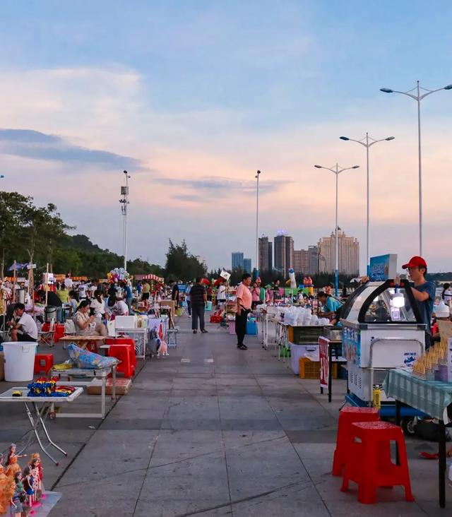 超强攻略！六大活动、六大夜市、九大海鲜市场等你探秘2025北部湾开海节！