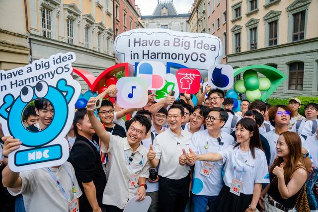 鸿蒙走向「好用」的背后：是 1000 万开发者愿意多走一步