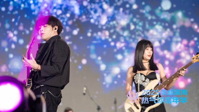 圆满收官！2025荣成滨海热气球嘉年华精彩集锦大放送