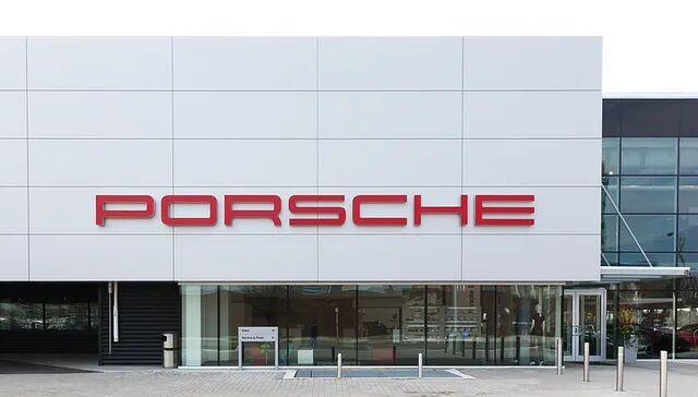 突然“人去楼空”，郑州中原保时捷中心疑似跑路？保时捷中国最新回应