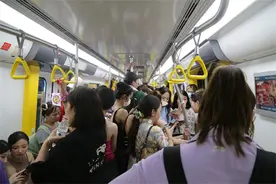 青岛地铁8月以来日均客运量176万人次，达近8年来峰值图片