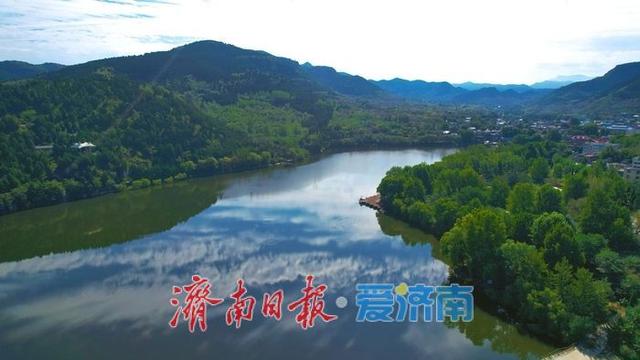 碧水映蓝天 高而水库秋日画卷徐徐展开
