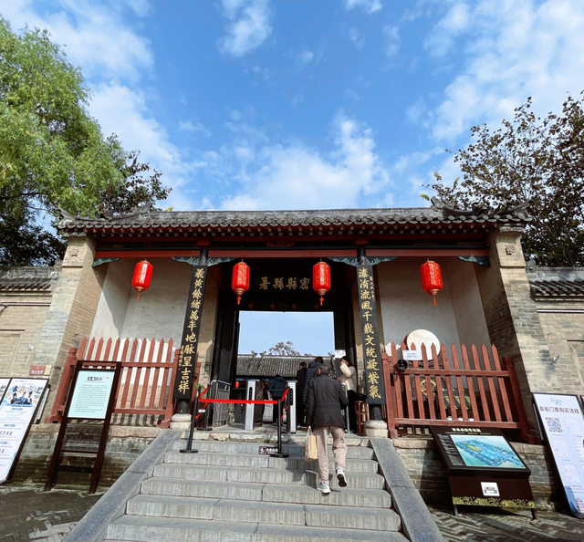 解锁古今对话！记者节采风让溱洧文化“活”起来、“火”起来