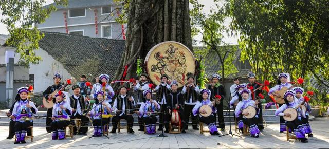 山水成画，步步是景！兴义一个山水养心的旅居秘境