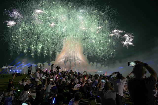 绝美！震撼！蓉城夜空璀璨