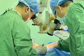 宁津县人民医院：患者左眼失明50年重获光明图片