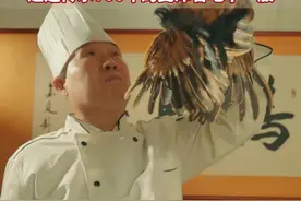 鲁菜有绝活 高手在民间｜蒙眼3分钟整鸡去骨图片