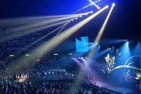 文化时评|“又贵又难抢！”演唱会“一票难求”成常态正常的吗？图片