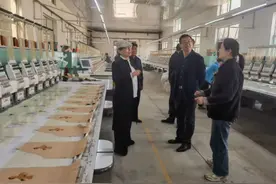 车间问需、链上赋能，泰安纺织服装产业链专班把脉纺织车间，开出纾困培优双处方图片