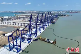 （经济观察）海南自贸港迎封关 港口建设蓄力开放图片