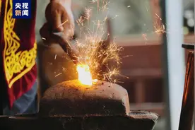 【甘快看】续写跨越八百年铁与火的传奇 一起看保安族刀尖上的非遗图片
