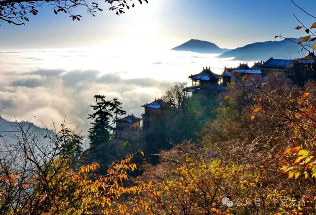 一入崆峒便为仙