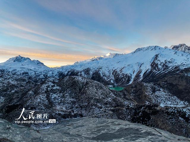 西藏八宿：来古冰川冬景