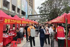 “春风”里的双向奔赴！深圳龙岗布吉这场公益招聘会“送岗到家”图片