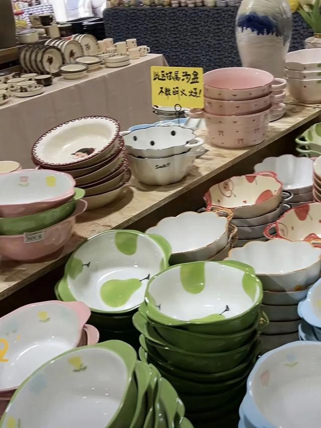 洛铜1954工业风潮玩全攻略，一站式解锁涧西快乐