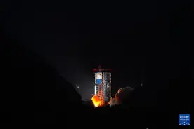 一箭11星！我国成功发射吉利星座02组卫星图片