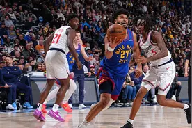 穆雷21+9约基奇因病缺阵 掘金大胜快船图片
