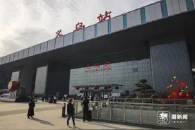 站房施工，义乌到杭州高铁暂时减少，春运回家路顺畅吗？潮新闻实探图片